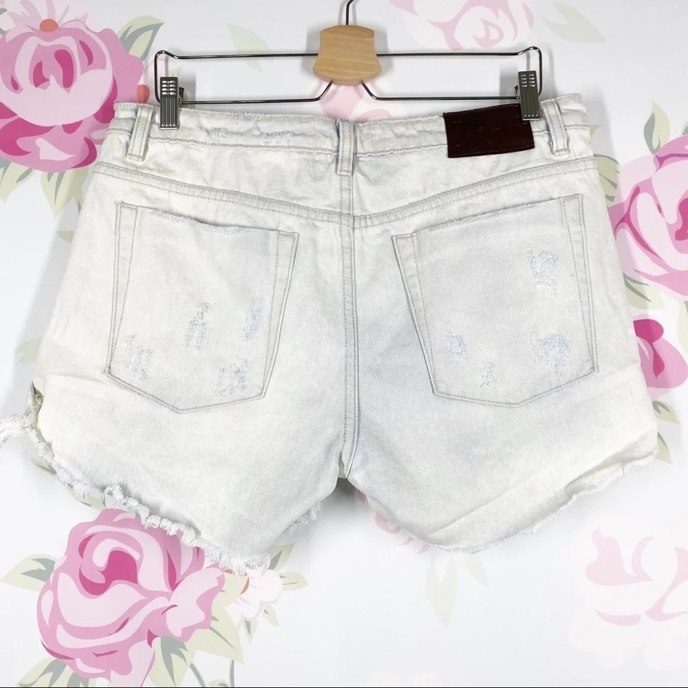 One Teaspoon Light Wash Bandits Distressed Denim Jean Shorts 29